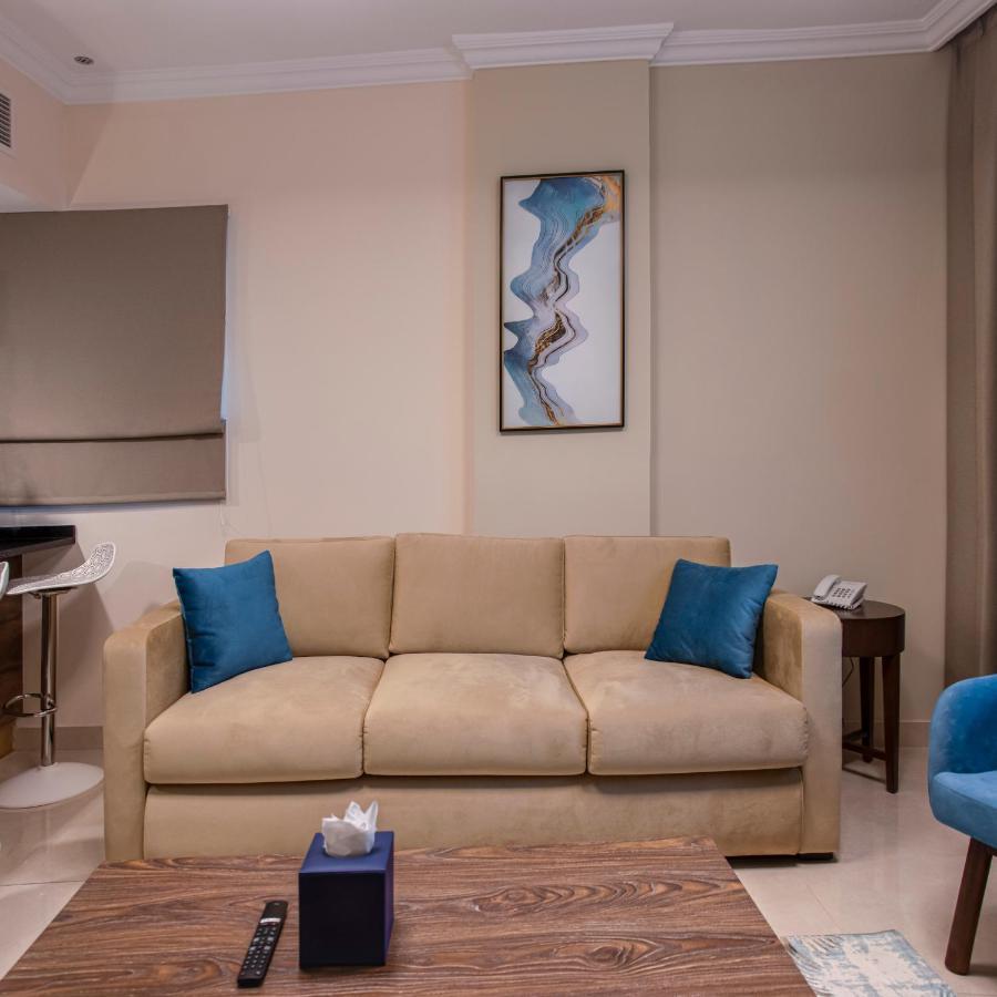 Viola hotel apartment Sharjah Exterior foto
