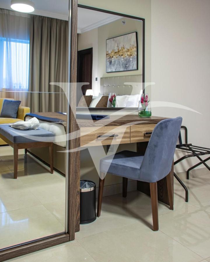 Viola hotel apartment Sharjah Exterior foto